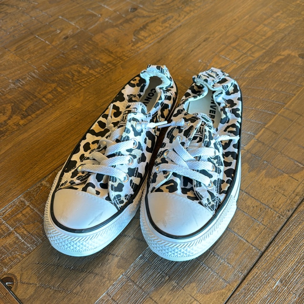 Women’s. Leopard Converse